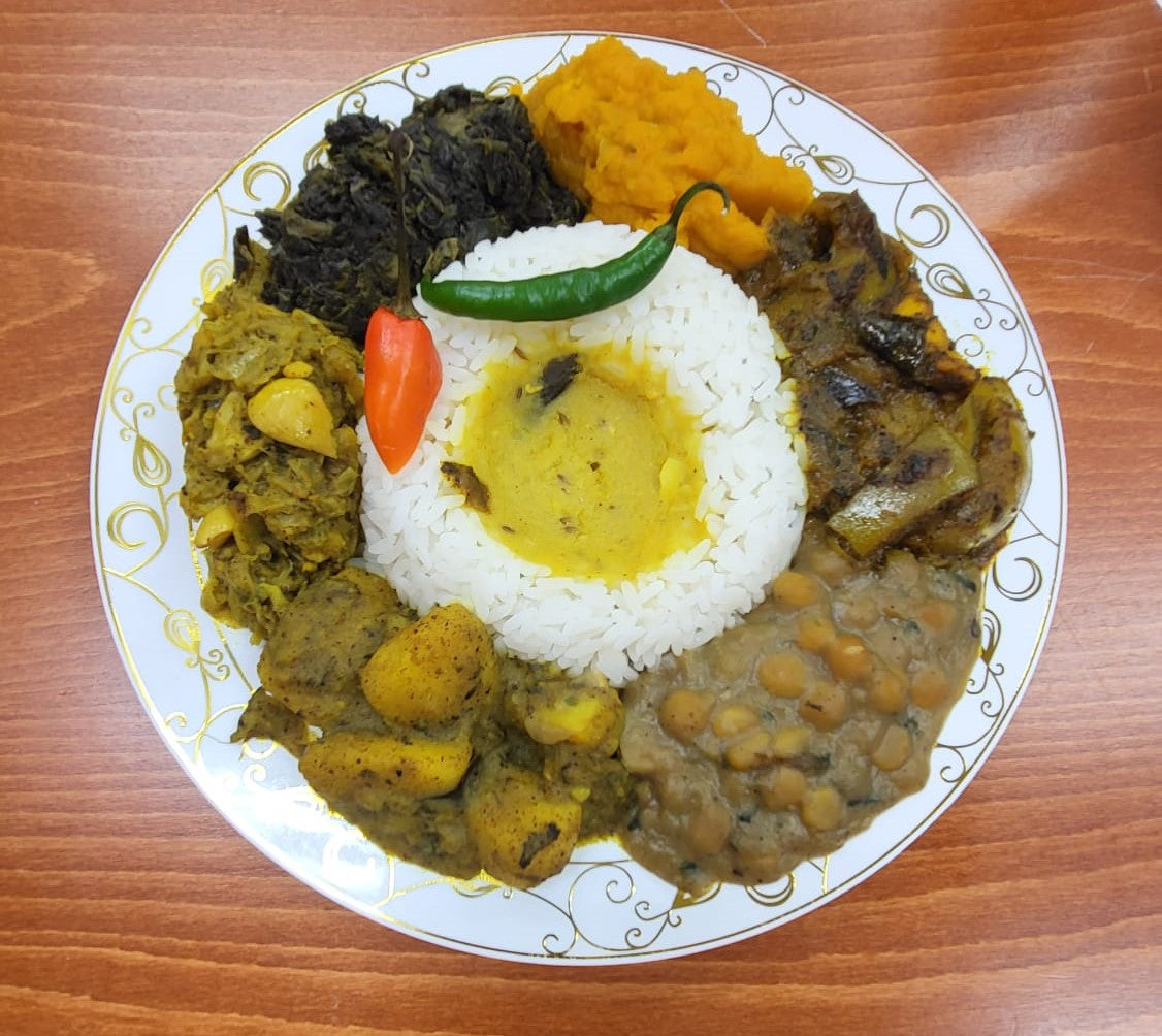 Vegetarian Box (7 Curry/Prayers Food)